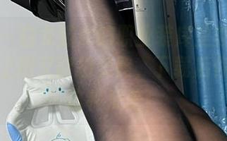 微密圈 – 白龙猫女的职业装库里斯写真集，既能上班又能拍美照，下载后你会爱上这种反差！