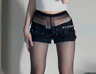 微密圈 – 白龙猫女不负众望，图包里的全套蟒蛇丝袜撩到我了。
