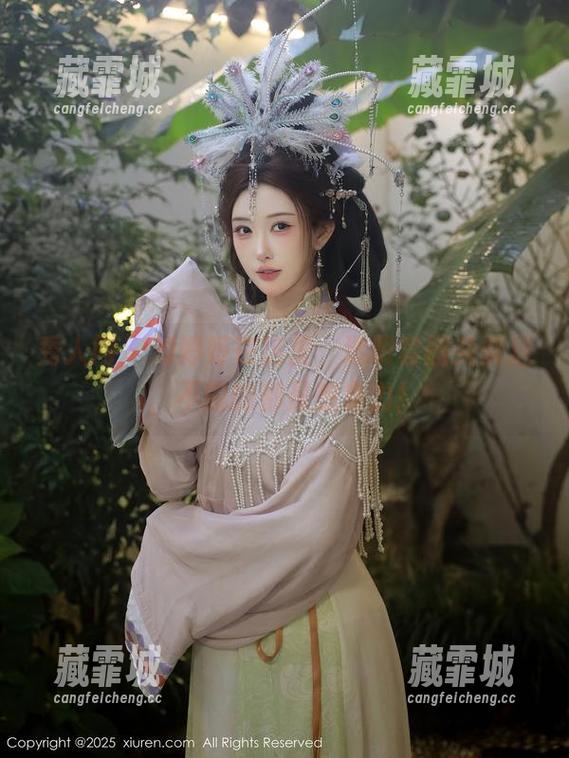 秀人网-刘婷婷 秀人网 - 刘婷婷在这里,透明套图免费送,不露的都是想象力!