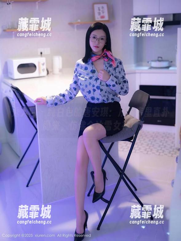 秀人网 - 纯白色的唐安琪：从图库里直扑而来，仿佛个冰雪女神！