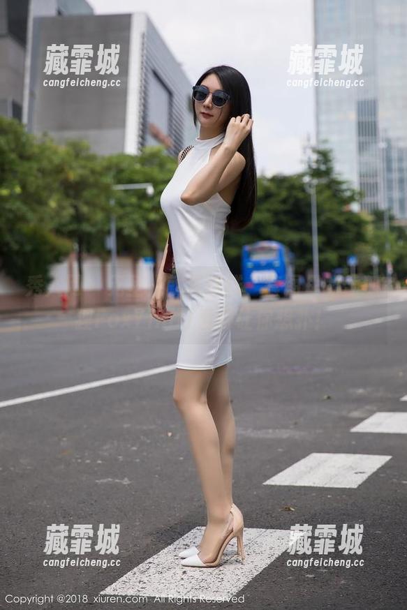 秀人网 - 无圣光就是这样，套图里的孟狐狸FoxYini可爱得让你想扑！