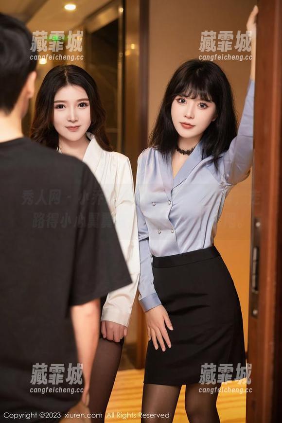 秀人网 - 小乔babyb的高跟鞋写真，走路得小心翼翼哦，绝对不适合攀爬。