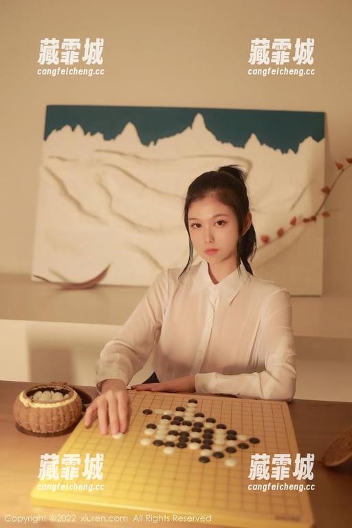 秀人网 - 樱桃小阑子用白衬衫讲述她的时尚之路合集，想说她这选择真不简单。