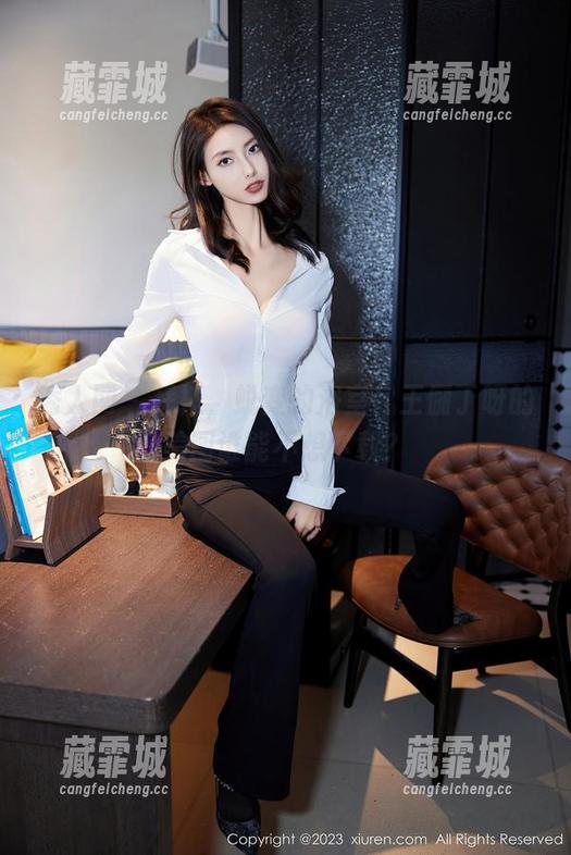 秀人网-王俪丁呀 秀人网 - 拜托,蜕变的浴室!王俪丁呀的美图谁能不想下载?