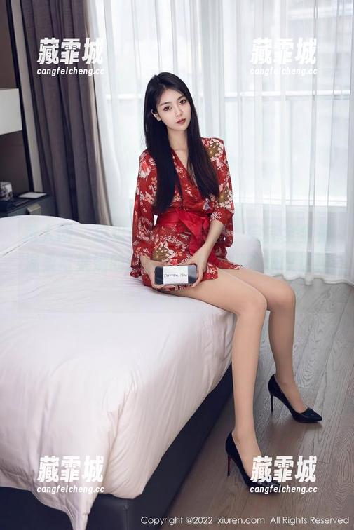 秀人网-邹晶晶 秀人网 - 这组邹晶晶的美图,完完全全是温柔与妩媚的结合,让我不得不感叹这种巧妙。