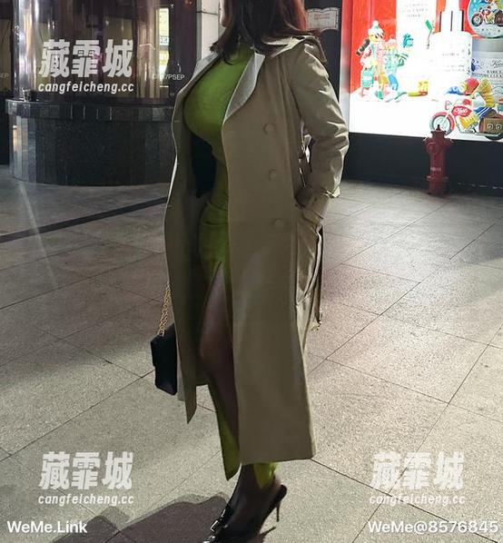 微密圈 - 在线大揭晓，紫色哒豚豚的原图精选第二章，期待到不行。