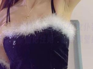 微密圈 – 羊小雪juvia的520女仆装，大概是启动“偷偷记住她”的合集壁纸首选