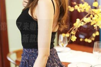美媛馆 – 又来啦！小尤奈的泳池美图，最新款的清凉回忆！