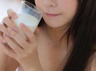 菠萝社 – 美图大集合，柳侑绮Sevenbaby那双腿，真想带回家。