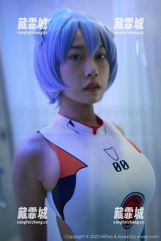 蜜桃社-真希 蜜桃社 - 真希泳池写真,谁说水只能用来游泳?我们可用来拍美图哦!
