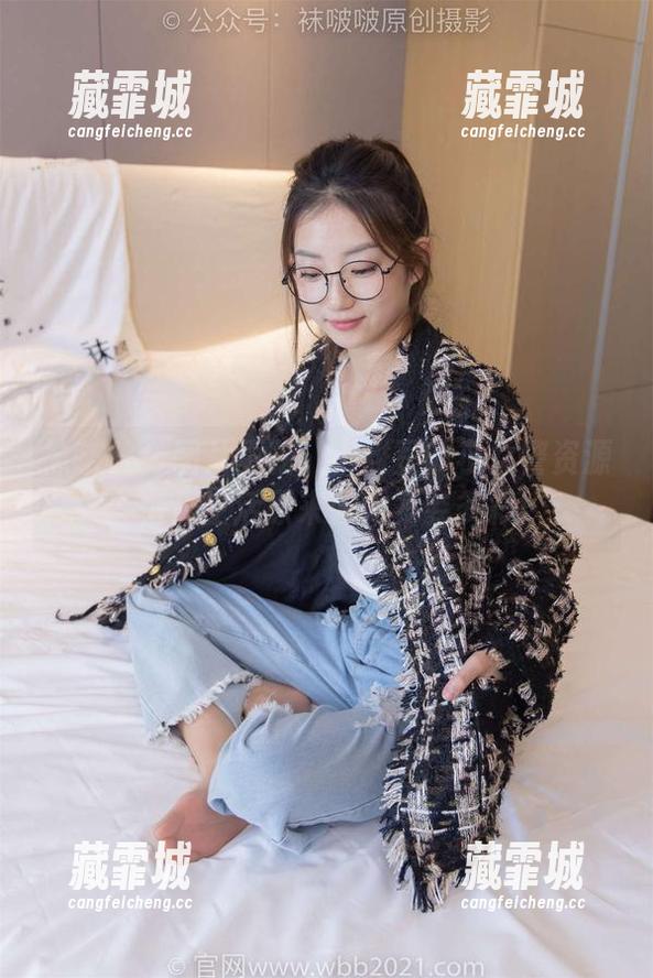 袜啵啵 - 图片更新！小甜豆的小女警资源，警局生活原来如此多姿多彩！