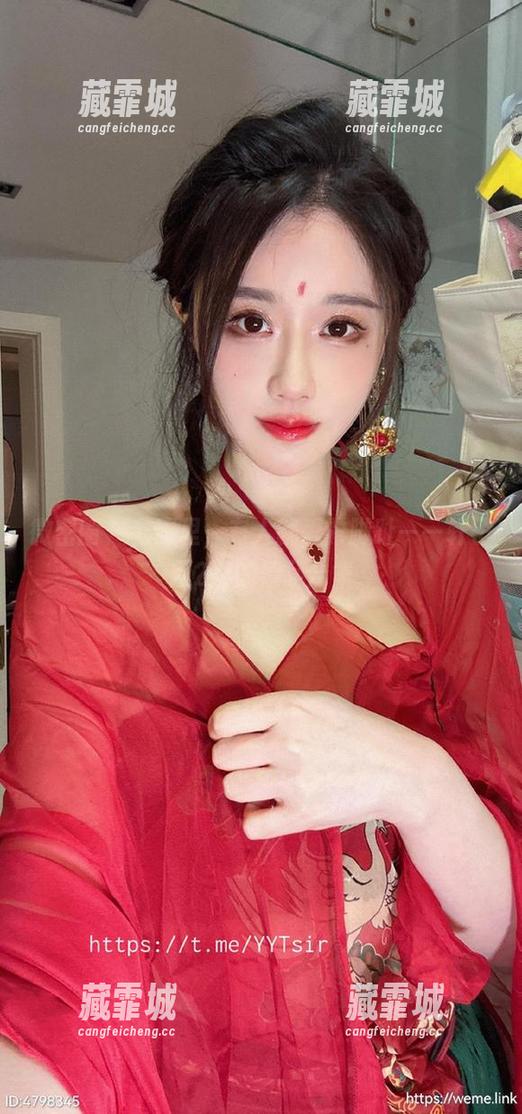 轩子巨2兔 微密圈 - 套图里,有人就爱露脚趾——轩子巨2兔的裸足合集