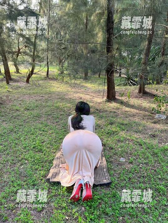 迷人的五姨太 微密圈 - 当修女遇宅舞?迷人的五姨太的超乎想象写真作品