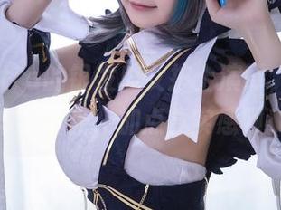 雪晴Astra的银发魔女护士演绎，图片根本无圣光，加点真实感呗！