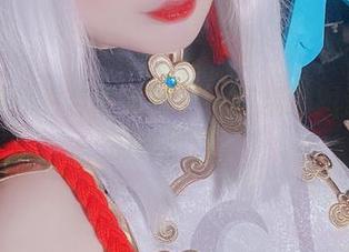 雪猫带你看吉他妹妹——连精选图都透出别样风情。